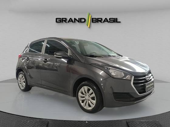 HYUNDAI HB20 1.6 COMFORT PLUS 16V FLEX 4P AUTOMÁTICO HYUNDAI HB20 1.6 COMFORT PLUS 16V FLEX 4P AUTOMÁTICO